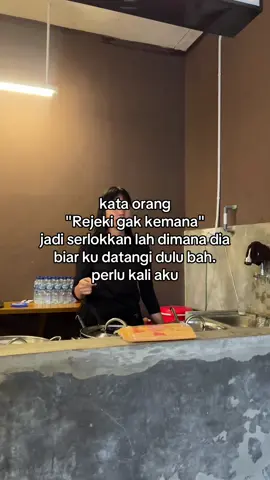 inpo lokasi  #kedaigomakkan #gomakkan #gomakkanmenubaru #rumahbaru #temangomak #suasanabaru #lebihaman #gomakkanrumahbaru #fyp #kulinerjogja #jogja24jam #halalfood #miegomak #miesop #miekariayamkampungmedan 
