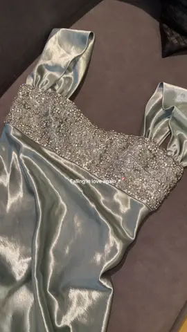 Our French Silk is the top best one at the moment 🥰 #wedding #silkdress #beadedjewelry 