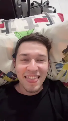 @danielalpez16 no te aguites que una persona no se vale por su apariencia, sino por lo que puede aportarle al mundo 😁 #redessociales #estandaresdebelleza #realidad #empatia 