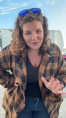 Fall Flannel #fall #plaid #flannel #season #bloomingjelly 