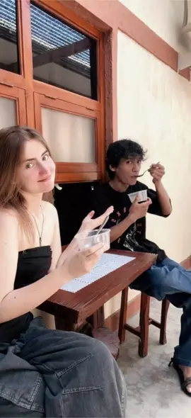 suatu pagi di bulan Juli kemarin  #sarapan #buburkacanghijau #sarapansehat #jogjaistimewa 