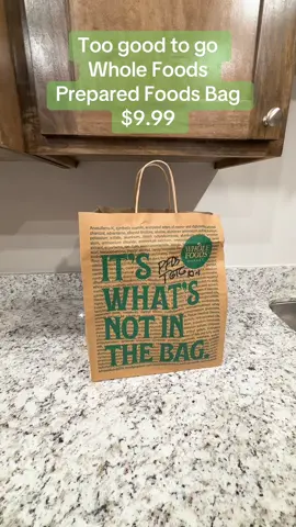 My fiancé and I are obsessed with too good to go! This is a prepared foods bag I paid $9.99 for! Overall not bad! Sadly I couldn’t find the price of the breakfast skillet on the package or online😢 #toogoodtogo #toogoodtogobag #tgtg #toogoodtogohaul #wholefoods @Too Good To Go @Whole Foods Market 