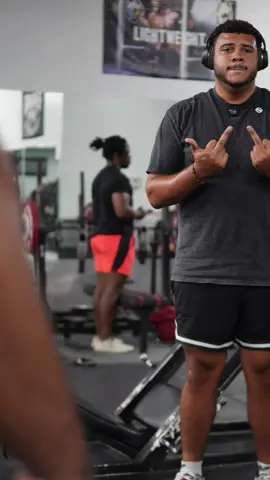 When you are trying to be a dickhead and remember who you are lifting with @ROY 🇱🇨  #funnyvideos #GymTok #friends #gymcontent 