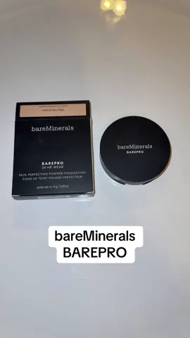 Skin Perfecting Powder Foundation. 24hr wear, breathable full-coverage, can be used wet or dry. #bareminerals #barepro #younglife #itsafamilything @bareMinerals 
