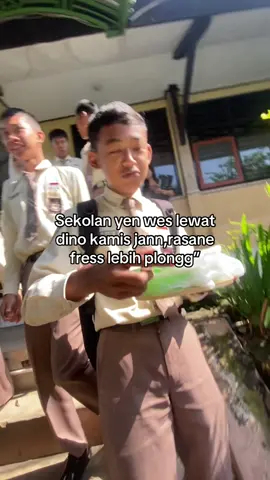 Lbih plong👌#storywa#sma1kesamben#blitar24jam #fyyppppppp