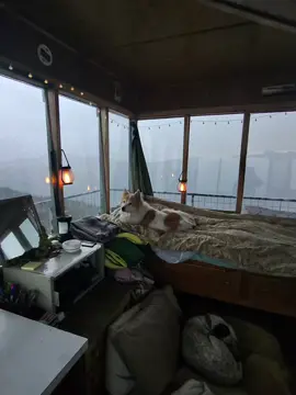 Some of my favorite weather at the lookout!! Gosh, I love September. Did you catch the lightning strike?! ⚡️👀 #lookoutlife #lookoutformichelle #offgrid #lookout #firelookout 
