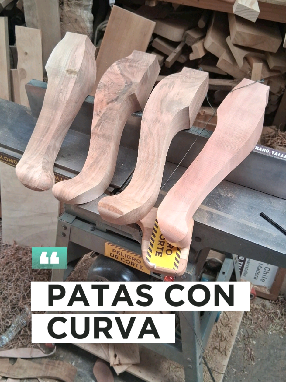 Sabes como se hacen las patas curvas?  . . . #salomoncyranotaller #muebles #paillaco #patascurvas #losríos 