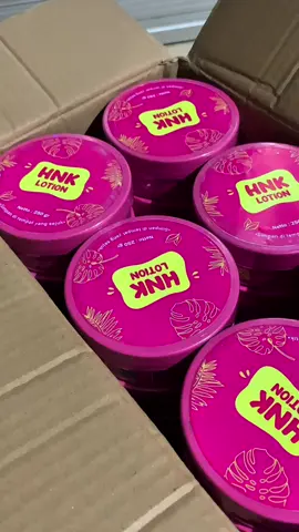 masuk lagi nih hnk body lotionnya🥰 #hb #handbodyviral #hnk #handbodywhitening #hnklotion #hnklotion😍 #hnklotionbpom #fyp 