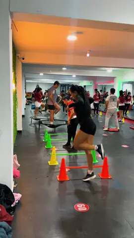 Una clase personalizada para Chacha Team Running 🏃‍♀️ #chachapoyas #Running #fypシ゚viralシ #funcional 