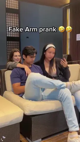 #funnyvideos #funny #funnyprank #funnytiktok #sacrecam 