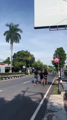 join trendd 🤩 #CapCut #promoseruweekend #fyp #binsik #trend 