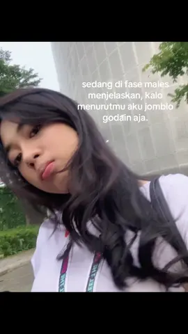 sesuai isi hati aja
