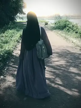 jader hashi_khushi rakhar jonno nijeke,, jokar porjonto banai..,,,sei tarai amk dinsheshe ak Akash poriman kosto diye ojhore kanna koray,,,.😔😔😔🥺#CapCut 