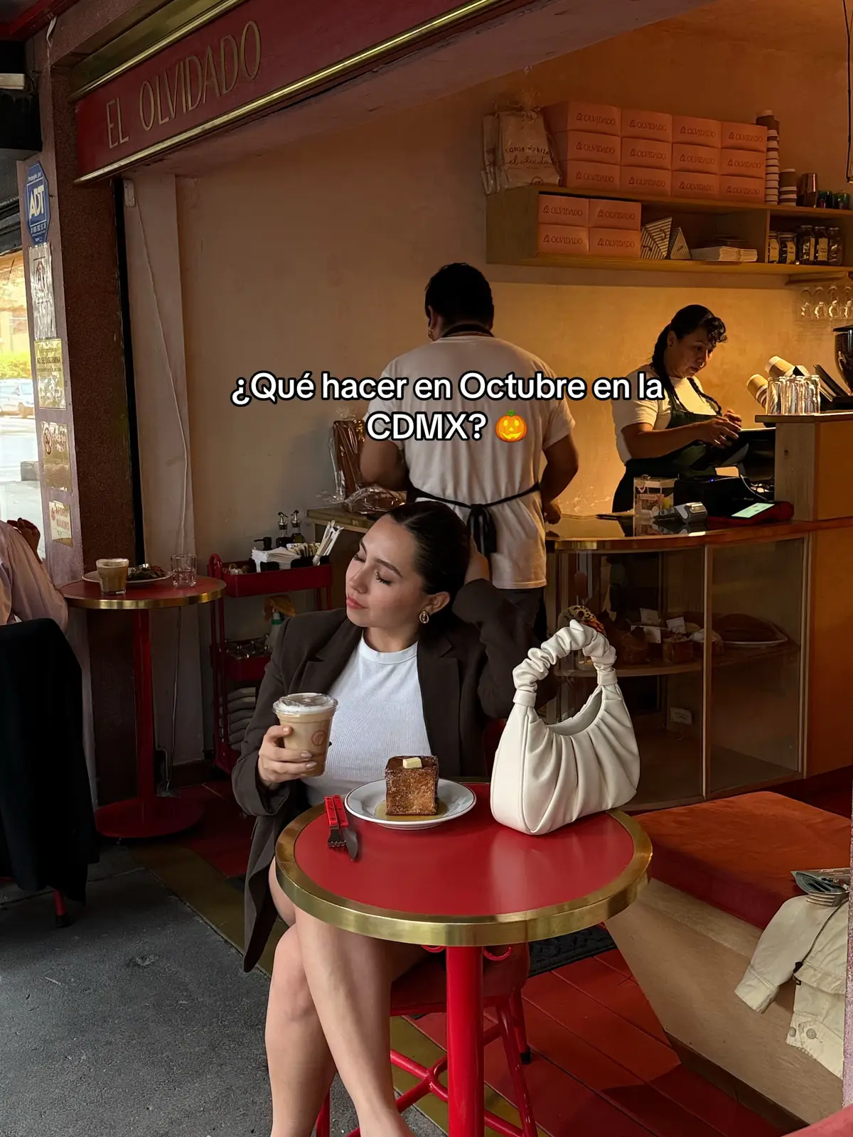 Qué hacer en Octubre en la CDMX! Todo es con las vibras de Halloween y los boletos los pueden conseguir en @Fever (tienen app y página y es súper seguro, yo siempre compro aquí todas las experiencias a las que voy jiji) 🖤 #cdmxtiktok #cdmx #quehacercdmx #dondeircdmx #feveramabassador 