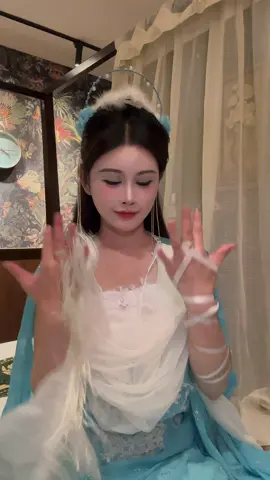 重生之我在凡间当仙女🧚‍♀️#七仙女#七仙女蓝儿#七仙女妆造#七仙女仿妆#欢天喜地七仙女#七仙女蓝儿妆造#欢天喜地七仙女cos#七仙女写真 #鸳鸯戏dj舞蹈 #鸳鸯戏dj舞蹈挑战 #鸳鸯戏舞蹈 #鸳鸯戏 #鸳鸯戏手势舞舞蹈