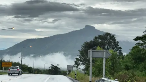 🖤⛰️🌿 #ภูหลวง #ภูหอ #เที่ยวเลยตามเลย #จังหวัดเลย 