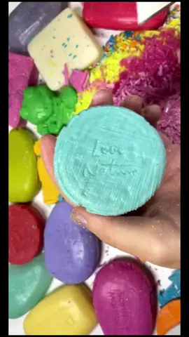 #SoapASMR #ASMR #SoapSatisfying #SoapCutting #ASMRSoap 