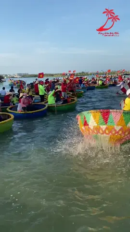 Mọi người đi ngang cho mình xin 1fl nhé, cảm ơn ạ! #viral #rungdua7mau #hoian #xuhuong 
