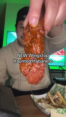 THE END HAD ME SWEATING #fyp #wingstop #food #foodreview #mukbang 