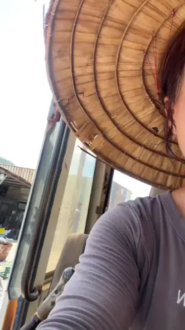 我只是一個回收場的阿姨，你們沒有必要這樣一直貶低跟打壓我，這只能證明你們是對我的一種變相的認可，也證明了你們想要成為我，你們再這樣繼續打壓跟貶低我、我、我會很爽😎#你别笑 #foryou 