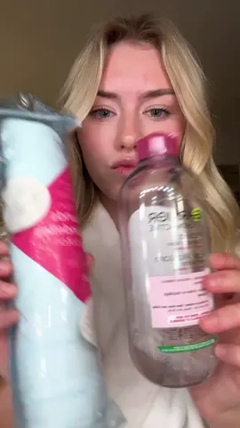 Grwm for bed💗 #grwm #uni #dorm #fyp #skincare @Garnier @La Roche-Posay @Neutrogena Canada 