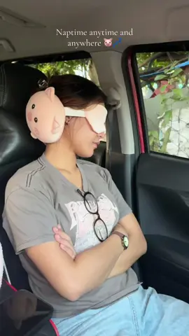 as a ferson na laging silaw sa byahe at antokin😴🐷 #2in1travelpillow #2in1travelpillowwitheyemask #travelpillow #travelpillowwitheyesleepmask #cartoontravelpillow 