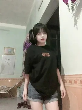 đăng nháp nek chứ lười nhảy quá #xuhuong #LanChi 