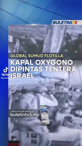 Jelas kelihatan Israhell Offensive Force (IOF) masuk ke kapal oxygono dan menahan aktivis Global Sumud Flotila. #gaza  #freepalestine  #globalsumudflotilla 