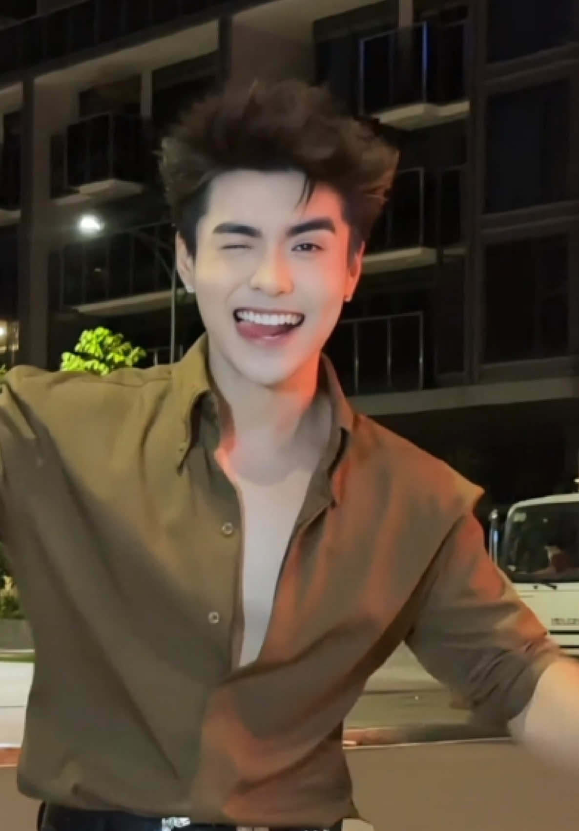 Có pé nào hóng hậu trường không ? #ngophuoctrung 