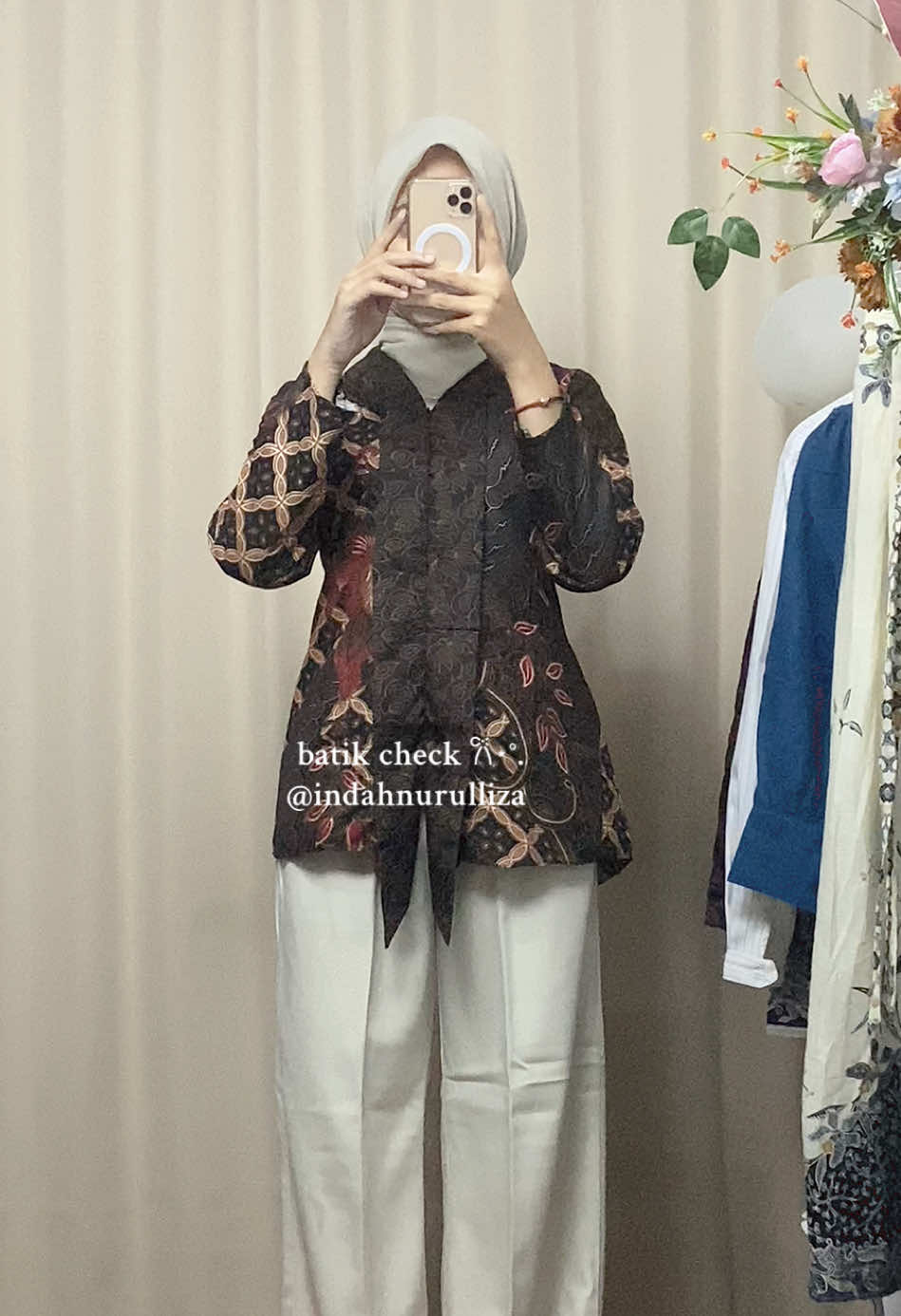 batik ngantor  💌👀  #batik #batikmodern #batikwanita #batikkerja #batikkondangan 