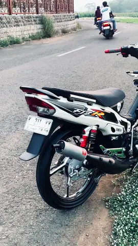 hmmm😔🥀#fizr #fizr_2stroke 