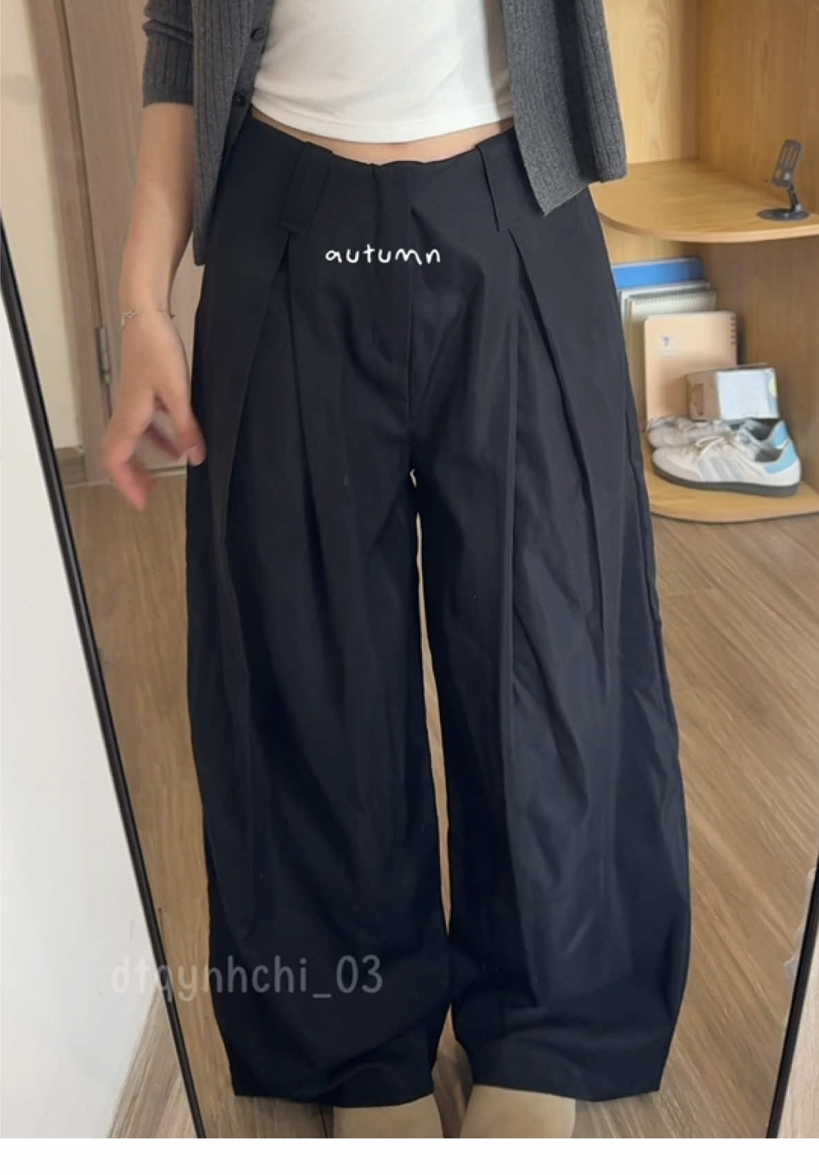 Outfit xinh cho mùa thu ne mấy bà oiii #xuhuongtiktok #reviewquanao #dtqynhchi_03 #quần #videoviral  