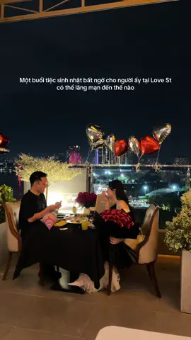 Tổ hợp nhà hàng Âu và khách sạn lãng mạn Love St 399 Âu Cơ, Tây Hồ - địa điểm cho những bữa tiệc sinh nhật lãng mạn và trọn vẹn. Liên hệ với Love St để được tư vấn nhé! #nhahangviewhotay #diadiemtochucsinhnhat 