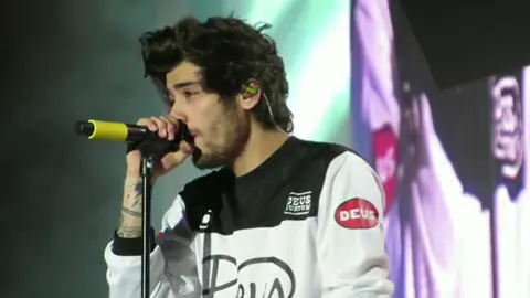 RIGHT NOW  IB: @1Directzz_18  #zaynmalik #zayne #zquad #onedirection #rightnow 