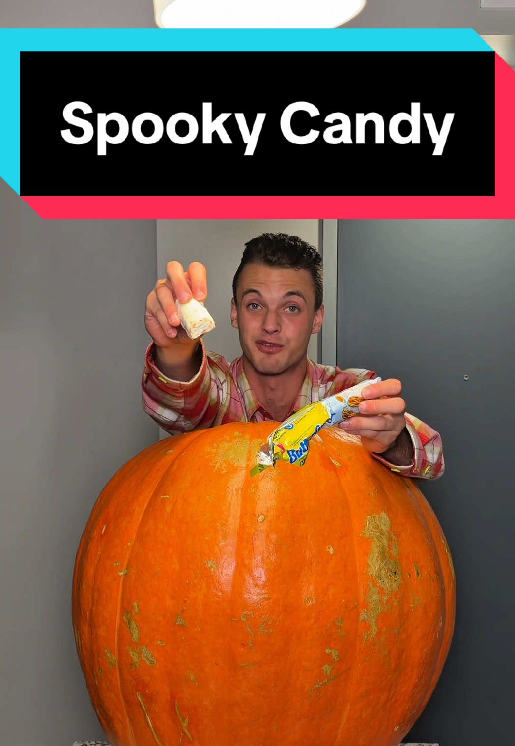 This was the spookiest candy ever #Foodie #candy #sweets #halloween #CapCut 