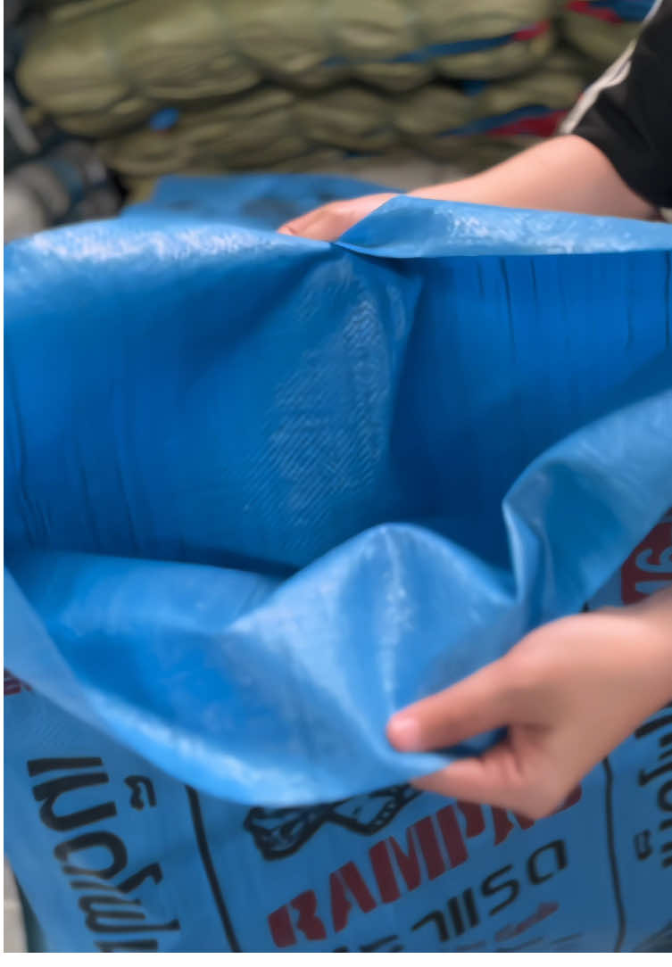 กระสอบ 50 กก กระสอบเนื้อดี ส่งตรงจากโรงงาน ราคาสุดคุ้ม ใส่ข้าวสาร ข้าวเปลือก ถ่าน หิน ดิน ทราย ใส่ได้สบาย #ทันสมัยการเกษตร #สินค้าการเกษตรราคาถูก #ครบเครื่องเรื่องเกษตร #ราคาสุดคุ้ม 