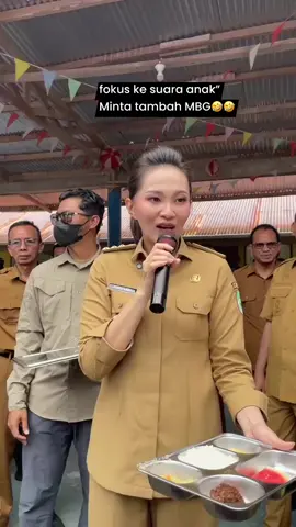 Seorang ibu yg bijak pasti akan selalu memperhatikan anak²nya...  Trimakasih Bu @Sherly Tjoanda sdah peduli dengan anak² kami🙏🙏 #ceritastjo #sherlytjoanda #gubsherly #fyp #trending 