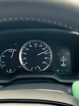 Tertawa terbahak bahak liat sono, apapun yg di upload...