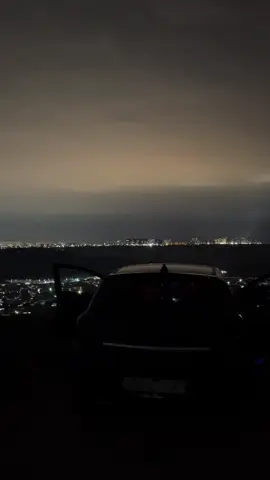 Bura haradı qaqa?)))