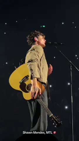 @Shawn Mendes So magical to see you after so many years✨🫶🏼 #shawnmendesthetour #centrebell 