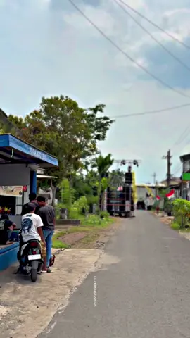 Karnaval Berkurang hajatan horeg bermunculan @Yp Perkasa Audio Official #karnavalsoundsystem #hajatanhoreg #soundsystemjawatimur #soundsystembattle #soundhoregjawatimur 