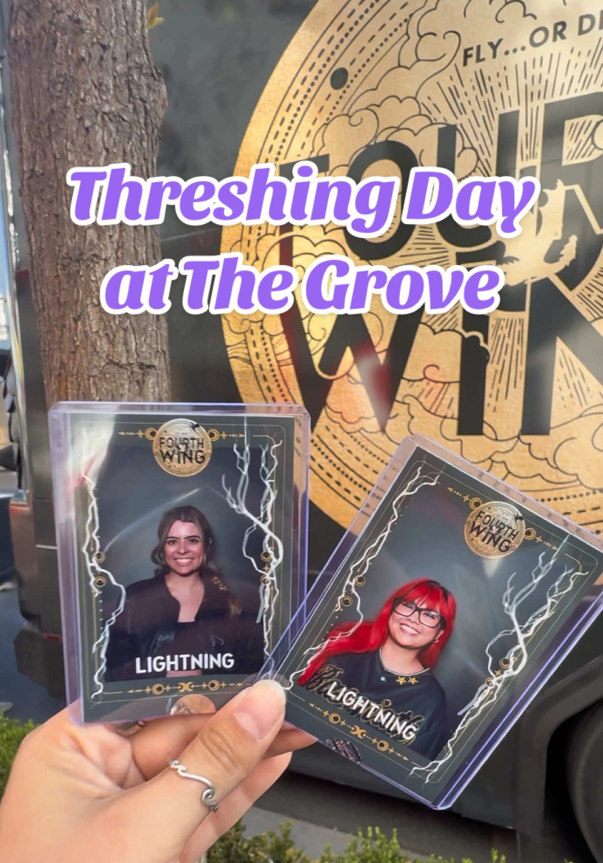 Come with me and @Krista to Threshing Day at The Grove!  This was such a cool experience put together by @Red Tower Books and @Rebecca Yarros 🖤 . . . . . #threshingday #fourthwing #ironflame #onyxstorm #empyreanseries 