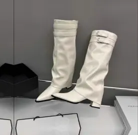 Bốt nữ thời trang #botnu #botduinu #botnuthoitrang #xuhuongtiktok #xuhuong 