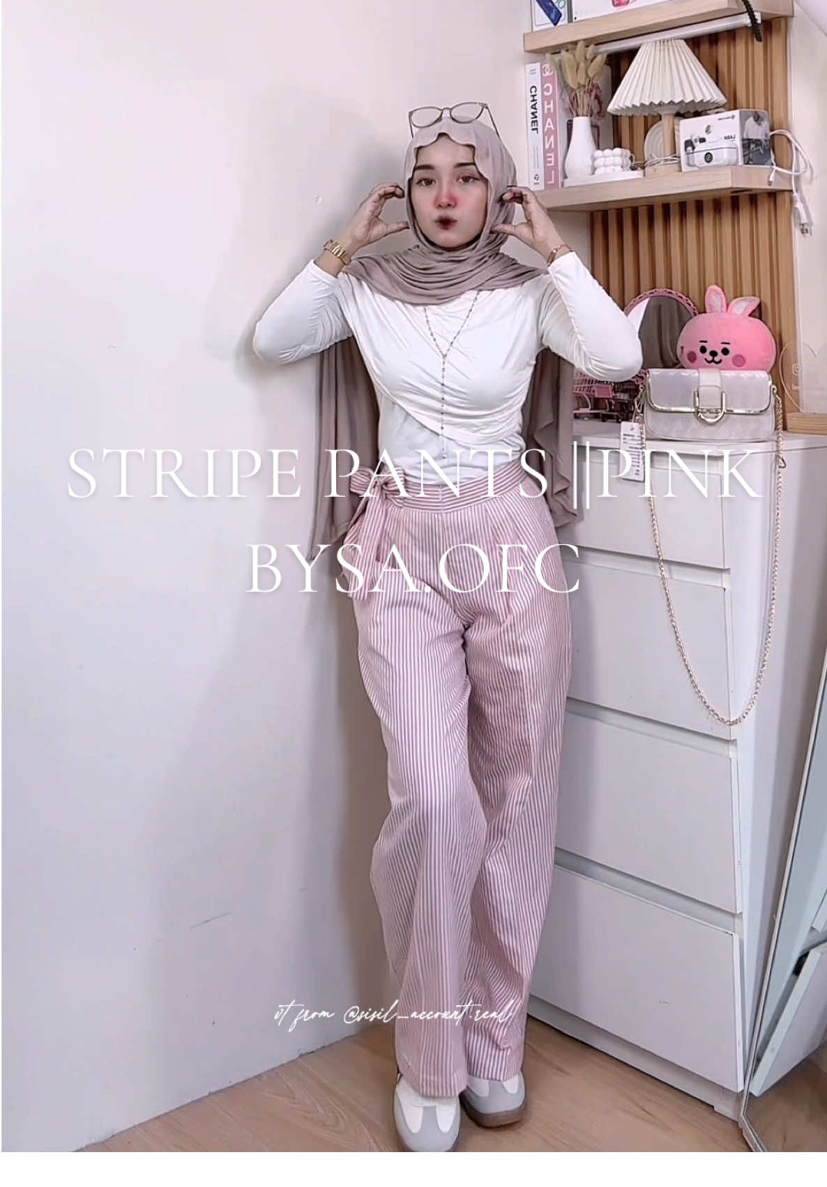 Stripe Pants from @Bysa.ofc warna Pink nya cakep bgt 🤍🤏🏻 || note bbtb 50kg/153cm  #celanastripe #stripepants #stripepantsoutfit #outfitideas #celanakekinian 