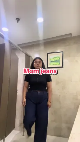 ANG GANDA! High Quality mom jeans up to size 36. #plussize #momjeansoutfit #plus #fyp 