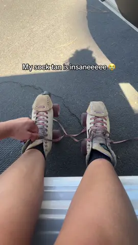 How do I fix my sock tan 😭 #rednails #socklovers #solesandtoes #soles #feetcare
