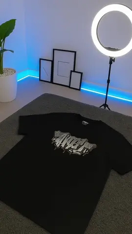 kaos COMPANY terbaru nih🤩#promoseruweekend #promomakangajian #kaosviral #kaospria 