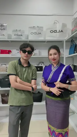 ဘေးနားကမောင်လေးကလည်းရုပ်တည်ကြီးနဲ့🤭#သာထက်ဟိဏ်းအိမ်ခြံမြေအကျိုးဆောင်ကုမ္ပဏီဥပဒေအတိုင်ပင်ခံနှင့်စာချုပ်စာတမ်းအကျိုးဆောင်Lawyer #ယူတို့ရဲ့ချစ်မဝကြီးမေမြို့သူလေး😘 #tiktokmarketing #tiktoktrending #fypပေါ်ရောက်စမ်းကွာ😒👊🏻 