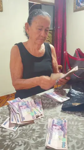 Como duele a 8 días de tu partida  no pudimos comprarte esa nueva vida madre  hicimos todo lo posible por tenerte más tiempo  me duele mi corazón 