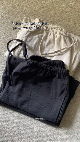 akhirnya kebeli juga warna hitam ini 🙌🏻✨😍 #foryou #fyp #outfitinspo #outfitideas 